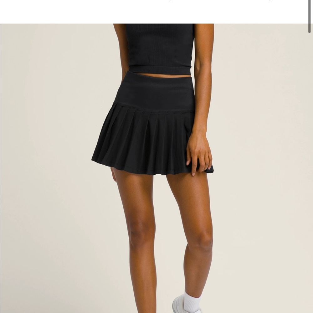 Wilson midtown tennis skirt size small